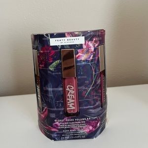 FENTY BEAUTY GLOSSY POSSE VOLUME 5.0 SET